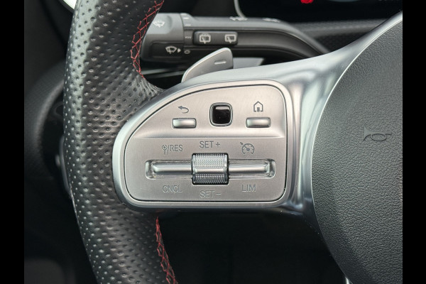 Mercedes-Benz A-Klasse 200 Business Solution AMG | Pano | Camera | LED | MBUX | 18 inch