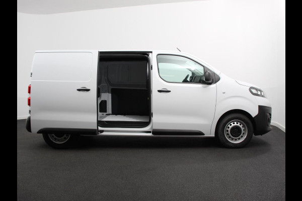 Opel Vivaro Electric L2 75 kWh Connect pack | 3p | Navigatie | Apple Carplay/Android Auto | Dab | Cruise control | Camera | Parkeer sensoren | Digitaal dashboard | Automatische Airco Opel Vivaro Electric L2 75 kWh Connect pack | 3p | Navigatie | Apple Carplay/Android Auto | Dab | Cruise control | Camera | Parkeer sensoren | Digitaal dashboard | Automatische Airco