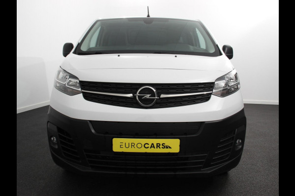 Opel Vivaro Electric L2 75 kWh Connect pack | 3p | Navigatie | Apple Carplay/Android Auto | Dab | Cruise control | Camera | Parkeer sensoren | Digitaal dashboard | Automatische Airco Opel Vivaro Electric L2 75 kWh Connect pack | 3p | Navigatie | Apple Carplay/Android Auto | Dab | Cruise control | Camera | Parkeer sensoren | Digitaal dashboard | Automatische Airco