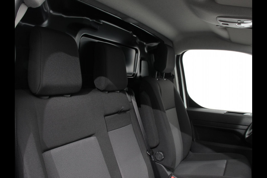 Opel Vivaro Electric L2 75 kWh Connect pack | 3p | Navigatie | Apple Carplay/Android Auto | Dab | Cruise control | Camera | Parkeer sensoren | Digitaal dashboard | Automatische Airco Opel Vivaro Electric L2 75 kWh Connect pack | 3p | Navigatie | Apple Carplay/Android Auto | Dab | Cruise control | Camera | Parkeer sensoren | Digitaal dashboard | Automatische Airco