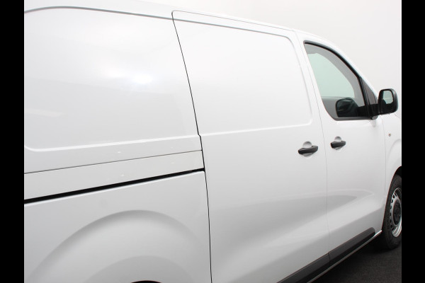 Opel Vivaro Electric L2 75 kWh Connect pack | 3p | Navigatie | Apple Carplay/Android Auto | Dab | Cruise control | Camera | Parkeer sensoren | Digitaal dashboard | Automatische Airco Opel Vivaro Electric L2 75 kWh Connect pack | 3p | Navigatie | Apple Carplay/Android Auto | Dab | Cruise control | Camera | Parkeer sensoren | Digitaal dashboard | Automatische Airco