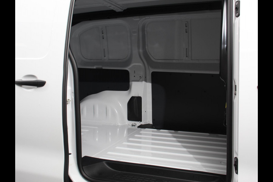 Opel Vivaro Electric L2 75 kWh Connect pack | 3p | Navigatie | Apple Carplay/Android Auto | Dab | Cruise control | Camera | Parkeer sensoren | Digitaal dashboard | Automatische Airco Opel Vivaro Electric L2 75 kWh Connect pack | 3p | Navigatie | Apple Carplay/Android Auto | Dab | Cruise control | Camera | Parkeer sensoren | Digitaal dashboard | Automatische Airco