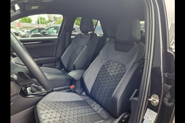 Volkswagen T-Roc 1.5 TSI 150PK DSG 3x R-Line /ACC /IQ Light /IQ Drive /Winterpakket