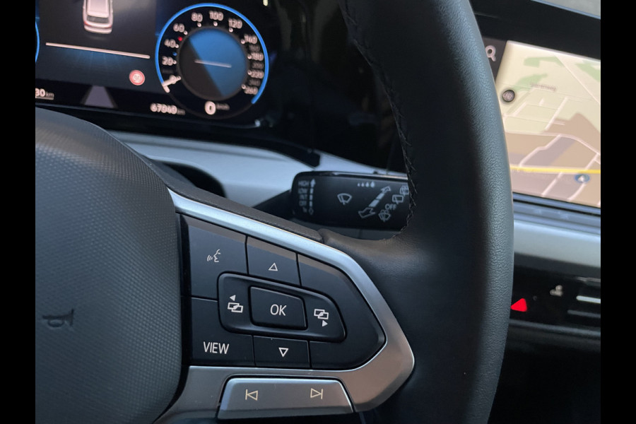 Volkswagen GOLF Variant 2.0 TDI Life Business Full options met o.a. Climate control - Cruise control adaptive - Bluetooth/Apple carplay/Android auto - Navigatie full map - Stoelverwarming en Elektrisch verstelbaar met massage functie - P