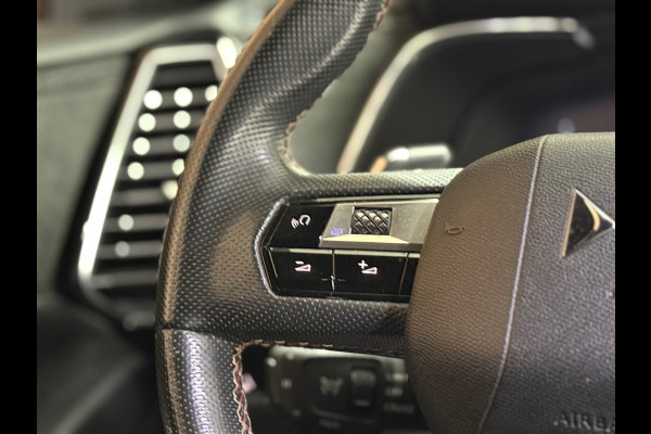 DS 7 Crossback 1.6 PureTech Performance Line | Leder/Alcantara | Trekhaak | Matrix LED | Adaptive Cruise Control