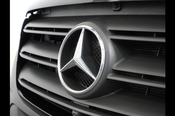 Mercedes-Benz Sprinter 1.9 CDI 315 150PK L2H2 RWD Automaat Airco Navigatie Camera 3Zits Cruise Control Mercedes-Benz Sprinter 1.9 CDI 315 150PK L2H2 RWD Automaat Airco Navigatie Camera 3Zits Cruise Control