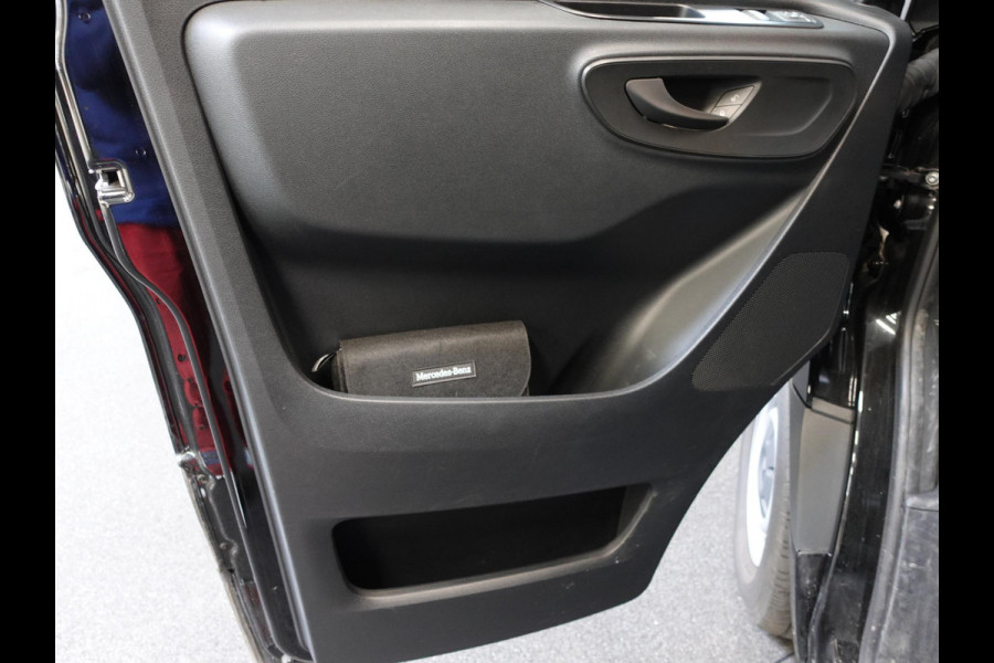 Mercedes-Benz Sprinter 1.9 CDI 315 150PK L2H2 RWD Automaat Airco Navigatie Camera 3Zits Cruise Control Mercedes-Benz Sprinter 1.9 CDI 315 150PK L2H2 RWD Automaat Airco Navigatie Camera 3Zits Cruise Control