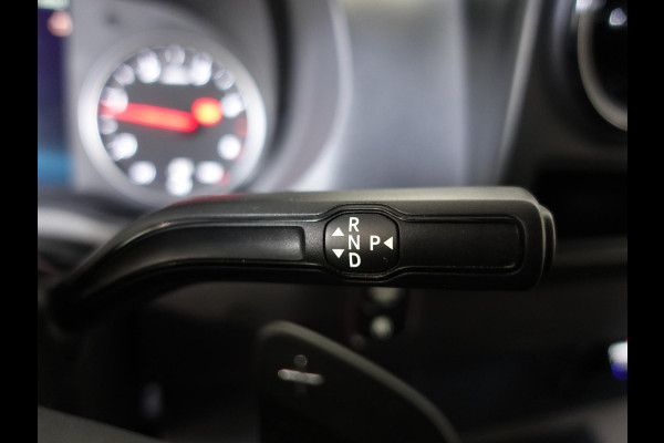 Mercedes-Benz Sprinter 1.9 CDI 315 150PK L2H2 RWD Automaat Airco Navigatie Camera 3Zits Cruise Control Mercedes-Benz Sprinter 1.9 CDI 315 150PK L2H2 RWD Automaat Airco Navigatie Camera 3Zits Cruise Control