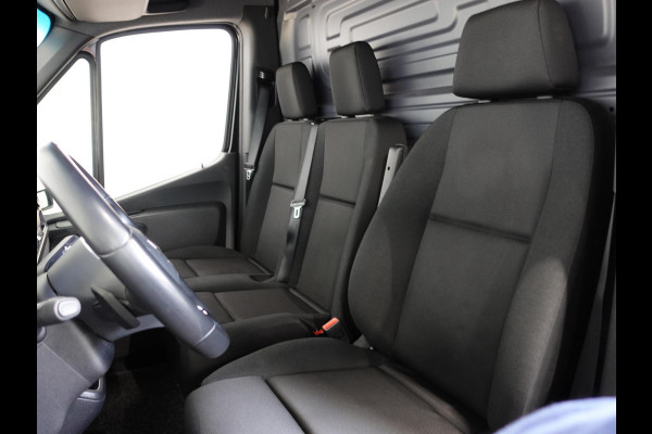 Mercedes-Benz Sprinter 1.9 CDI 315 150PK L2H2 RWD Automaat Airco Navigatie Camera 3Zits Cruise Control Mercedes-Benz Sprinter 1.9 CDI 315 150PK L2H2 RWD Automaat Airco Navigatie Camera 3Zits Cruise Control