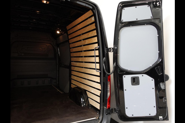 Mercedes-Benz Sprinter 1.9 CDI 315 150PK L2H2 RWD Automaat Airco Navigatie Camera 3Zits Cruise Control Mercedes-Benz Sprinter 1.9 CDI 315 150PK L2H2 RWD Automaat Airco Navigatie Camera 3Zits Cruise Control