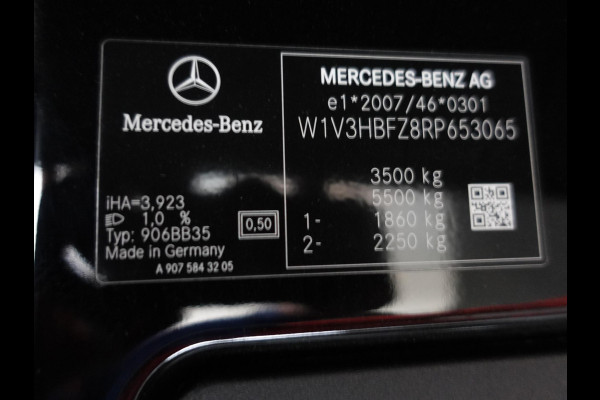 Mercedes-Benz Sprinter 1.9 CDI 315 150PK L2H2 RWD Automaat Airco Navigatie Camera 3Zits Cruise Control Mercedes-Benz Sprinter 1.9 CDI 315 150PK L2H2 RWD Automaat Airco Navigatie Camera 3Zits Cruise Control