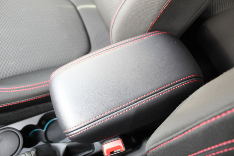 Ford Puma 1.0 EcoBoost Hybrid ST-Line , 125pk Climate control , Stoel,Stuur en Voorruitverwarming Navigatie , Bluetooth , Parkeersensoren achter