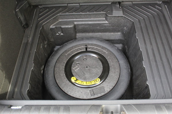 Ford Puma 1.0 EcoBoost Hybrid ST-Line , 125pk Climate control , Stoel,Stuur en Voorruitverwarming Navigatie , Bluetooth , Parkeersensoren achter