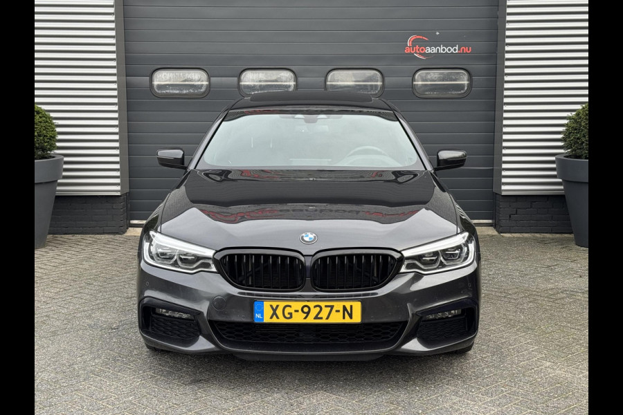 BMW 5 Serie 530d High Executive M-Sport | Panoramadak | Head-Up Display | Bowers & Wilkins | 19 Inch Lichtmetalen Velgen | BMW 5 Serie 530d High Executive M-Sport | Panoramadak | Head-Up Display | Bowers & Wilkins | 19 Inch Lichtmetalen Velgen |