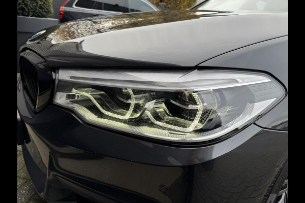 BMW 5 Serie 530d High Executive M-Sport | Panoramadak | Head-Up Display | Bowers & Wilkins | 19 Inch Lichtmetalen Velgen | BMW 5 Serie 530d High Executive M-Sport | Panoramadak | Head-Up Display | Bowers & Wilkins | 19 Inch Lichtmetalen Velgen |