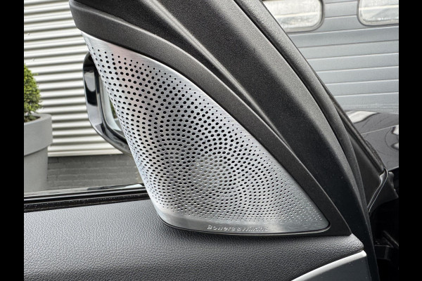 BMW 5 Serie 530d High Executive M-Sport | Panoramadak | Head-Up Display | Bowers & Wilkins | 19 Inch Lichtmetalen Velgen | BMW 5 Serie 530d High Executive M-Sport | Panoramadak | Head-Up Display | Bowers & Wilkins | 19 Inch Lichtmetalen Velgen |