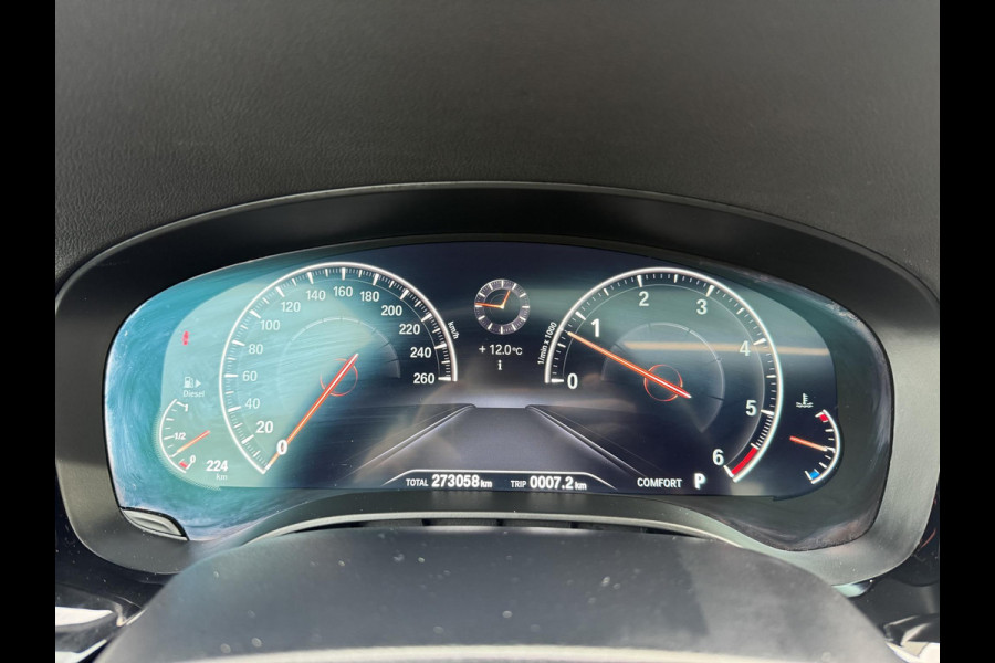 BMW 5 Serie 530d High Executive M-Sport | Panoramadak | Head-Up Display | Bowers & Wilkins | 19 Inch Lichtmetalen Velgen | BMW 5 Serie 530d High Executive M-Sport | Panoramadak | Head-Up Display | Bowers & Wilkins | 19 Inch Lichtmetalen Velgen |