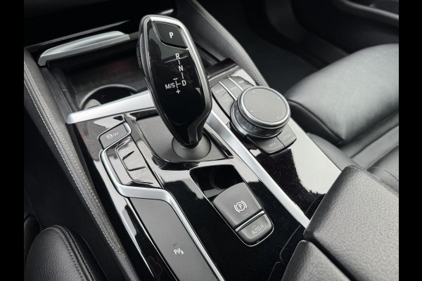 BMW 5 Serie 530d High Executive M-Sport | Panoramadak | Head-Up Display | Bowers & Wilkins | 19 Inch Lichtmetalen Velgen | BMW 5 Serie 530d High Executive M-Sport | Panoramadak | Head-Up Display | Bowers & Wilkins | 19 Inch Lichtmetalen Velgen |