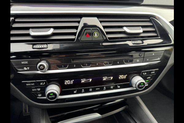 BMW 5 Serie 530d High Executive M-Sport | Panoramadak | Head-Up Display | Bowers & Wilkins | 19 Inch Lichtmetalen Velgen | BMW 5 Serie 530d High Executive M-Sport | Panoramadak | Head-Up Display | Bowers & Wilkins | 19 Inch Lichtmetalen Velgen |