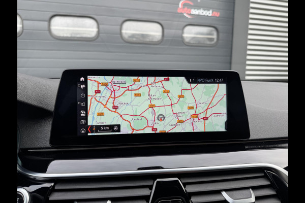 BMW 5 Serie 530d High Executive M-Sport | Panoramadak | Head-Up Display | Bowers & Wilkins | 19 Inch Lichtmetalen Velgen | BMW 5 Serie 530d High Executive M-Sport | Panoramadak | Head-Up Display | Bowers & Wilkins | 19 Inch Lichtmetalen Velgen |