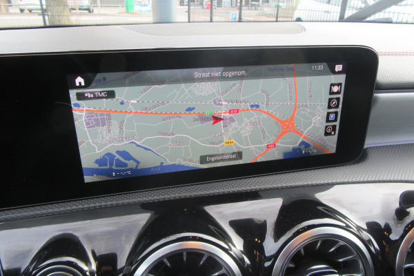 Mercedes-Benz CLA-Klasse AMG 35 4MATIC, Distronic Plus, Panoramadak Mercedes-Benz CLA-Klasse AMG 35 4MATIC, Distronic Plus, Panoramadak