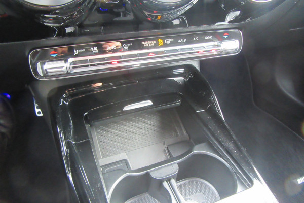 Mercedes-Benz CLA-Klasse AMG 35 4MATIC, Distronic Plus, Panoramadak Mercedes-Benz CLA-Klasse AMG 35 4MATIC, Distronic Plus, Panoramadak