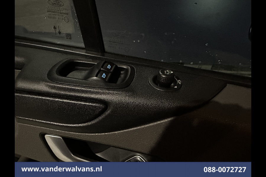 Ford Transit Custom 2.0 TDCI L2H1 Euro6 Airco | Camera | Navigatie | Apple Carplay | LED | Cruisecontrol Android Auto, Stoelverwarming, Verwarmde voorruit, Parkeersensoren, Bijrijdersbank, 2800kg trekvermogen