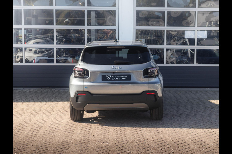 Jeep Avenger Business Edition 54 kWh | Uit voorraad leverbaar | 17% Bijtelling | Winter Pack | Warmtepomp | Apple Carplay | Clima | Keyless | Adapt. Cruise | 17" | Camera