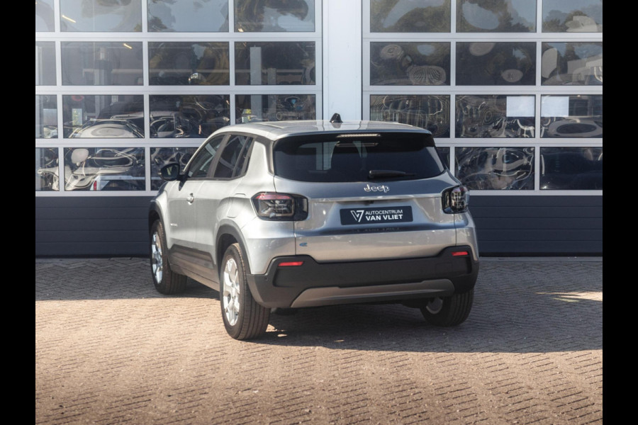 Jeep Avenger Business Edition 54 kWh | Uit voorraad leverbaar | 17% Bijtelling | Winter Pack | Warmtepomp | Apple Carplay | Clima | Keyless | Adapt. Cruise | 17" | Camera