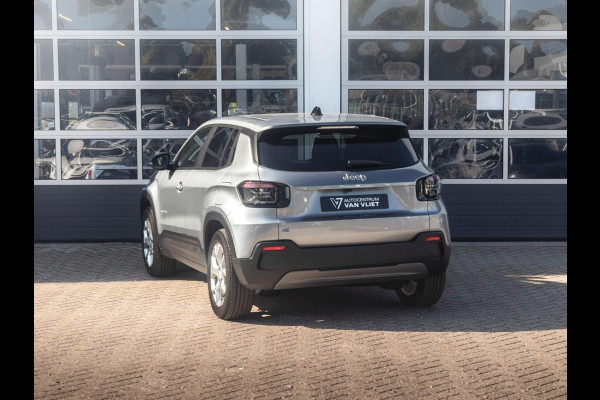 Jeep Avenger Business Edition 54 kWh | Uit voorraad leverbaar | 17% Bijtelling | Winter Pack | Warmtepomp | Apple Carplay | Clima | Keyless | Adapt. Cruise | 17" | Camera