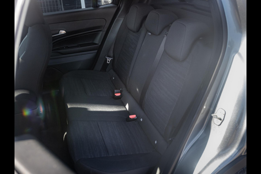 Jeep Avenger Business Edition 54 kWh | Uit voorraad leverbaar | 17% Bijtelling | Winter Pack | Warmtepomp | Apple Carplay | Clima | Keyless | Adapt. Cruise | 17" | Camera