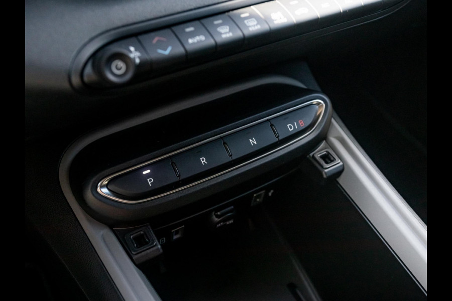 Jeep Avenger Business Edition 54 kWh | Uit voorraad leverbaar | 17% Bijtelling | Winter Pack | Warmtepomp | Apple Carplay | Clima | Keyless | Adapt. Cruise | 17" | Camera