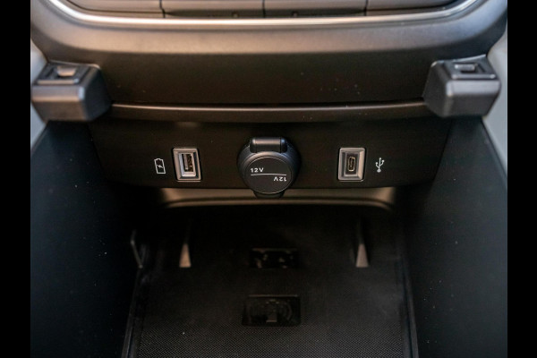 Jeep Avenger Business Edition 54 kWh | Uit voorraad leverbaar | 17% Bijtelling | Winter Pack | Warmtepomp | Apple Carplay | Clima | Keyless | Adapt. Cruise | 17" | Camera