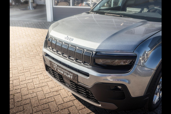 Jeep Avenger Business Edition 54 kWh | Uit voorraad leverbaar | 17% Bijtelling | Winter Pack | Warmtepomp | Apple Carplay | Clima | Keyless | Adapt. Cruise | 17" | Camera