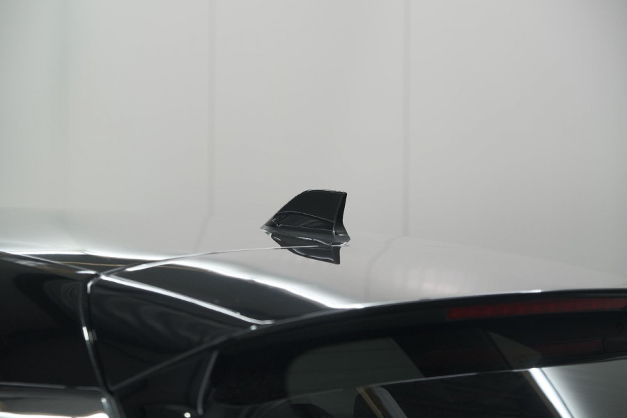 Renault Captur 1.6 E-Tech full hybrid 145 techno | Pack Full Screen | Camera | Navigatie | Allseason Banden