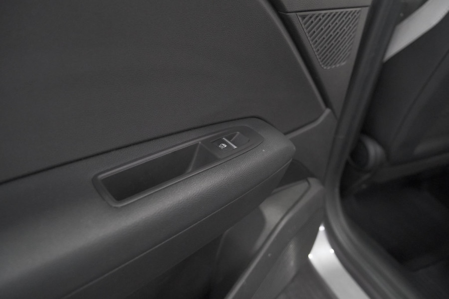 Renault Captur 1.6 E-Tech full hybrid 145 techno | Pack Full Screen | Camera | Navigatie | Allseason Banden