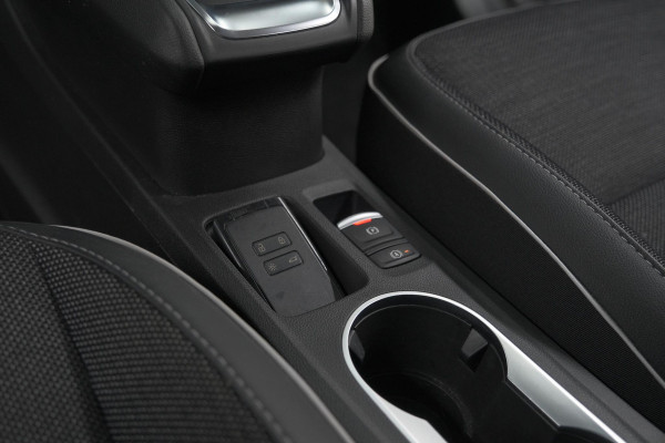 Renault Captur 1.6 E-Tech full hybrid 145 techno | Pack Full Screen | Camera | Navigatie | Allseason Banden