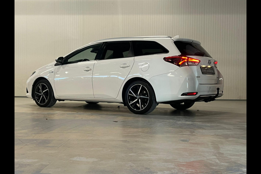 Toyota Auris Touring Sports 1.8 Hybrid Dynamic Ultimate | CAMERA | NAP | AIRCO | CRUISE CONTROL Toyota Auris Touring Sports 1.8 Hybrid Dynamic Ultimate | CAMERA | NAP | AIRCO | CRUISE CONTROL