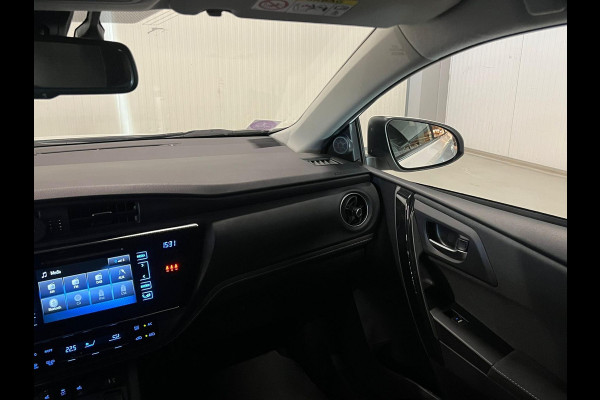 Toyota Auris Touring Sports 1.8 Hybrid Dynamic Ultimate | CAMERA | NAP | AIRCO | CRUISE CONTROL Toyota Auris Touring Sports 1.8 Hybrid Dynamic Ultimate | CAMERA | NAP | AIRCO | CRUISE CONTROL