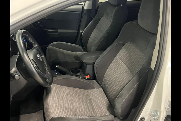 Toyota Auris Touring Sports 1.8 Hybrid Dynamic Ultimate | CAMERA | NAP | AIRCO | CRUISE CONTROL Toyota Auris Touring Sports 1.8 Hybrid Dynamic Ultimate | CAMERA | NAP | AIRCO | CRUISE CONTROL