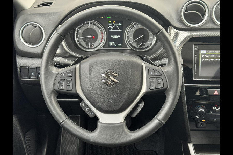 Suzuki Vitara 1.5 Hybrid Style Automaat Adaptive cruise Climate control Panoramadak Achteruitrijcamera Apple / Android