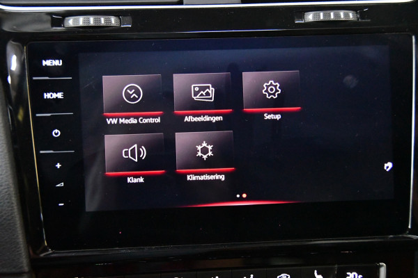 Volkswagen Golf 2.0 TSI GTI TCR pano blindspot Akrapovic