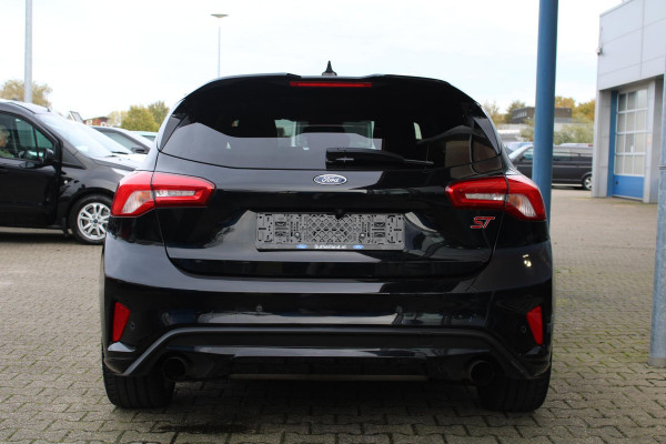 Ford Focus 2.3 EcoBoost ST-3 280pk | Launch Control | Winter Pack | Adaptive LED | Achteruitrijcamera | HUD |