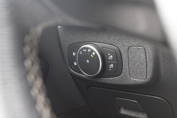 Ford Focus 2.3 EcoBoost ST-3 280pk | Launch Control | Winter Pack | Adaptive LED | Achteruitrijcamera | HUD |