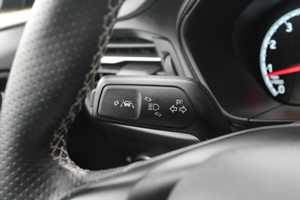 Ford Focus 2.3 EcoBoost ST-3 280pk | Launch Control | Winter Pack | Adaptive LED | Achteruitrijcamera | HUD |