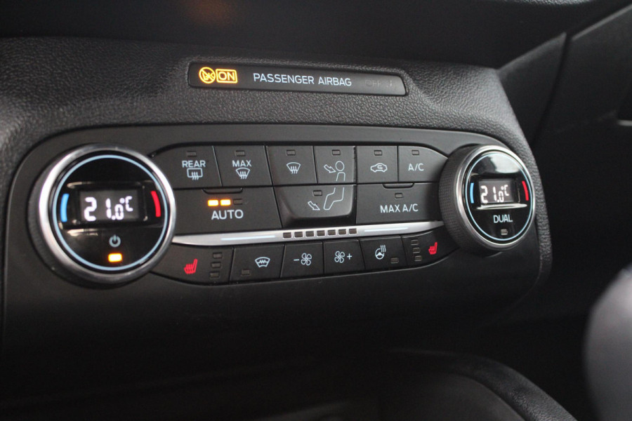 Ford Focus 2.3 EcoBoost ST-3 280pk | Launch Control | Winter Pack | Adaptive LED | Achteruitrijcamera | HUD |