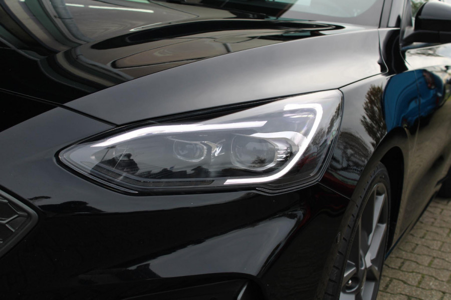 Ford Focus 2.3 EcoBoost ST-3 280pk | Launch Control | Winter Pack | Adaptive LED | Achteruitrijcamera | HUD |