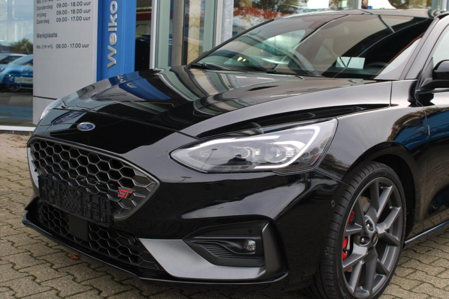 Ford Focus 2.3 EcoBoost ST-3 280pk | Launch Control | Winter Pack | Adaptive LED | Achteruitrijcamera | HUD |