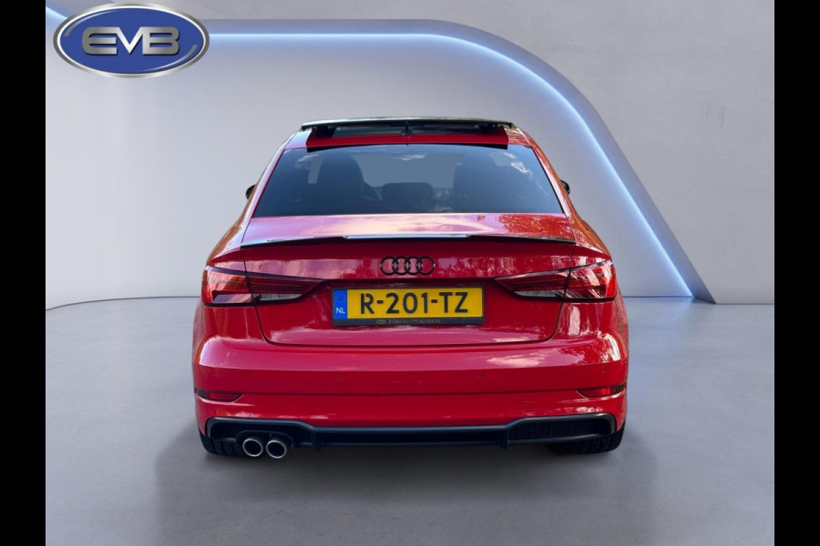 Audi A3 Limousine 35 TFSI S edition, 2x S-LINE, panoramadak , 19 inch, 1/2 lederen sportinterieur , achteruitrijcamera ,vol opties