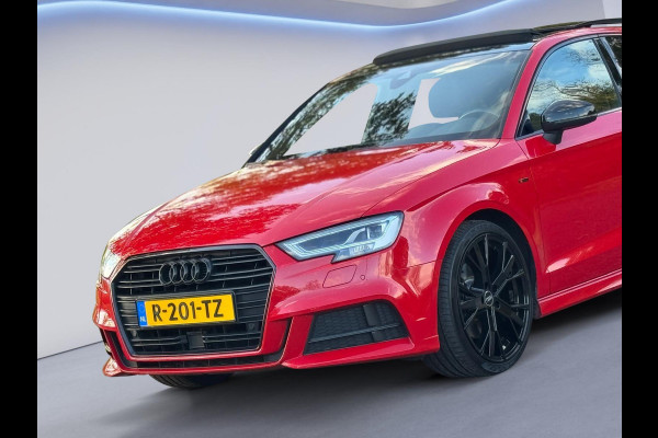 Audi A3 Limousine 35 TFSI S edition, 2x S-LINE, panoramadak , 19 inch, 1/2 lederen sportinterieur , achteruitrijcamera ,vol opties